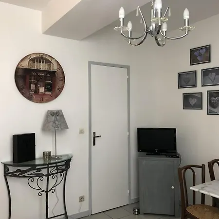 Le Desceliers - Entre Port, Plage Et Centre Ville Daire *